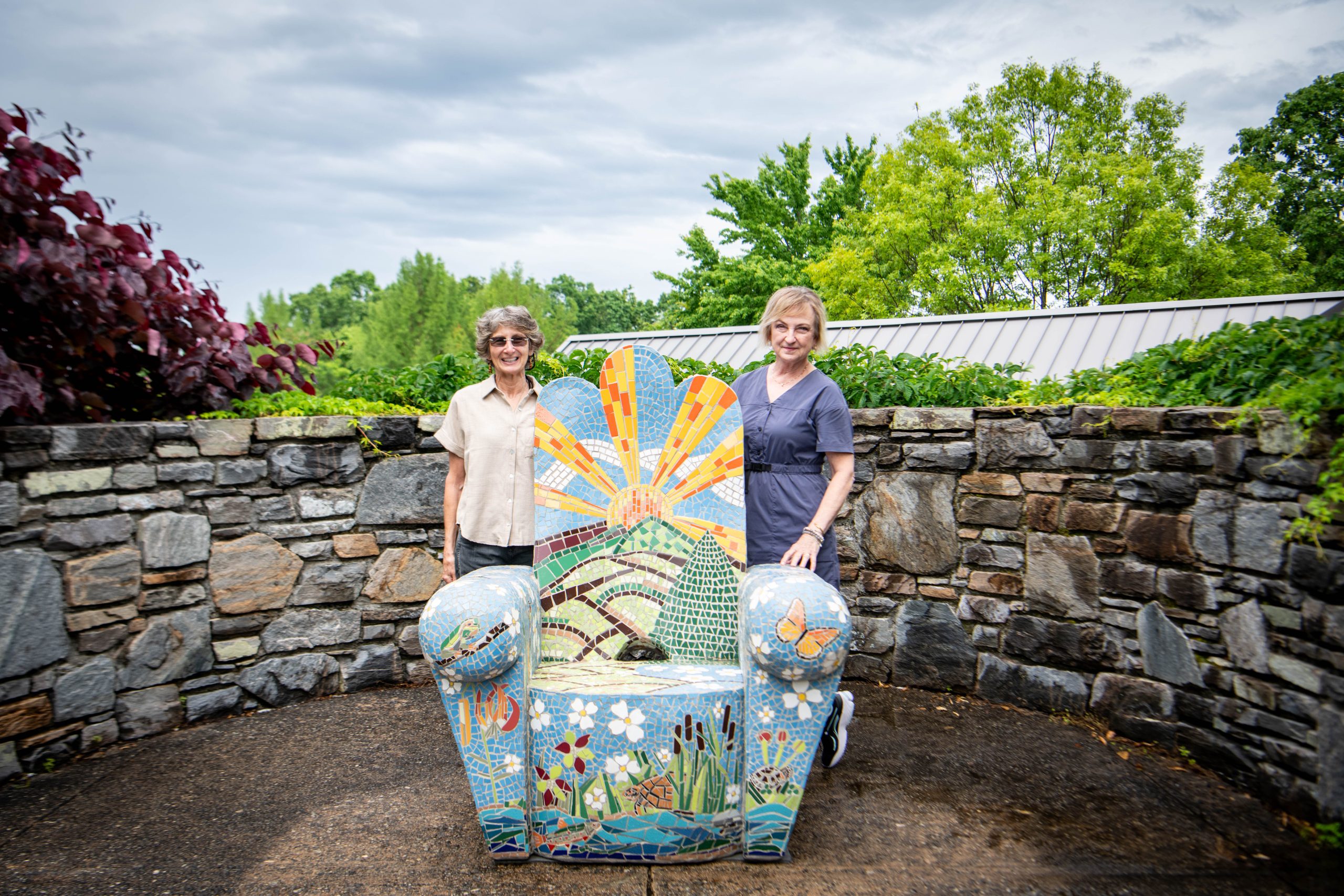 “Nature’s Throne” Sculpture Donated by Artist Linda Pannullo